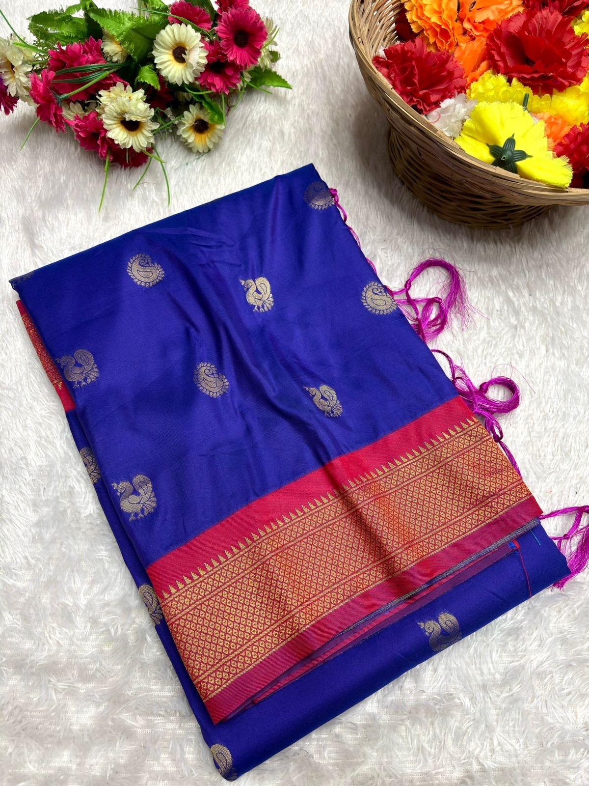 Mango Kadiyal Paithani image 10