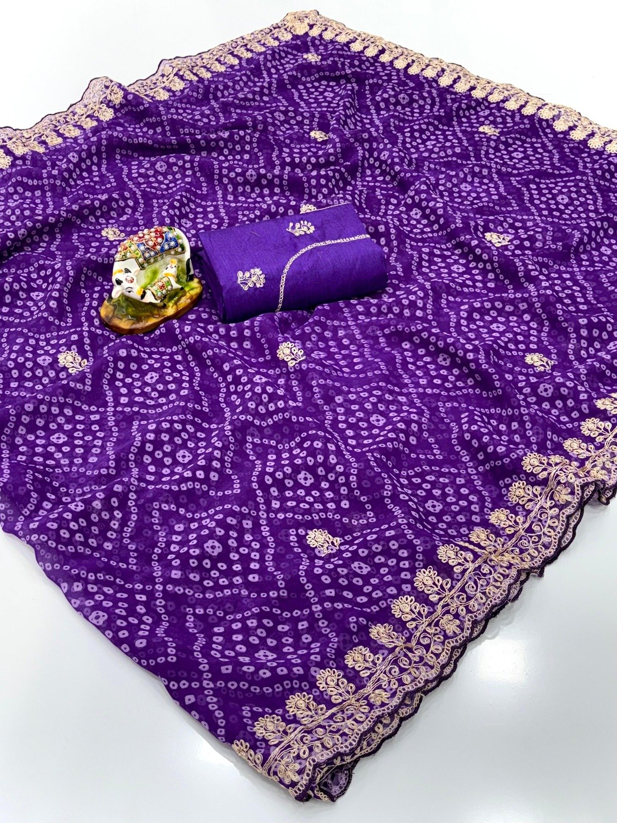 Georgette Bandhani Saree with Pitta Work image 10