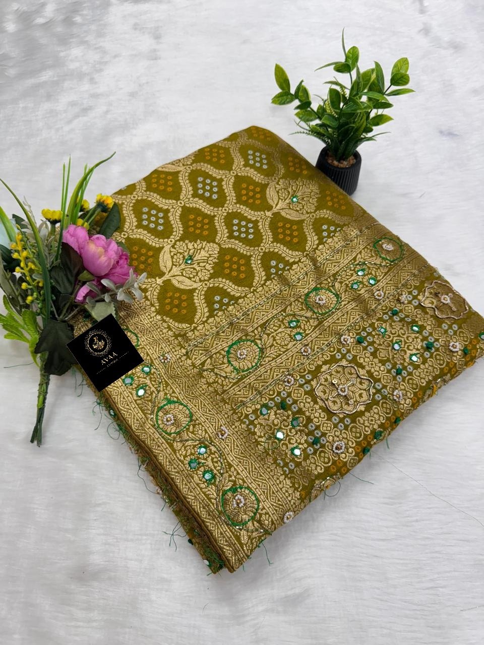 Pure Khaddi Georgette Bandhani Saree with Handwork image 5