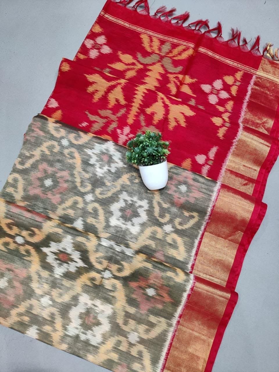 Single Ikkat Sico Cotton Sarees image 9