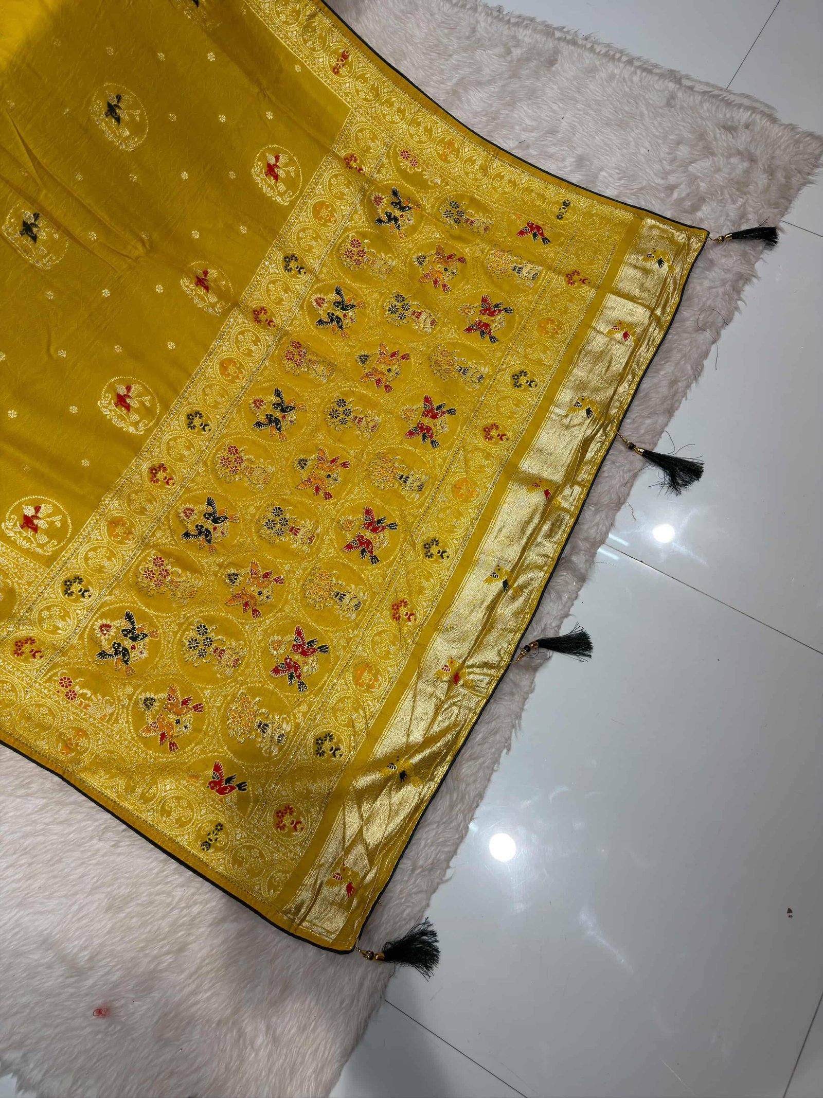Dola Silk With Meenakari And Siroski Work