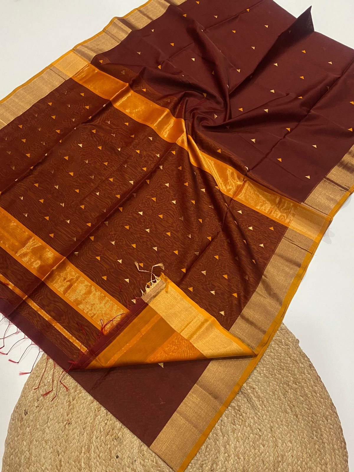 Maheshwari Triangle Butti image 13