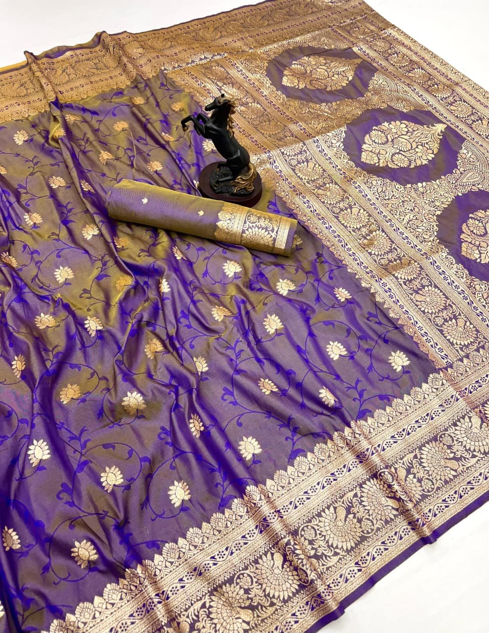 Banarasi Silk Saree image 15