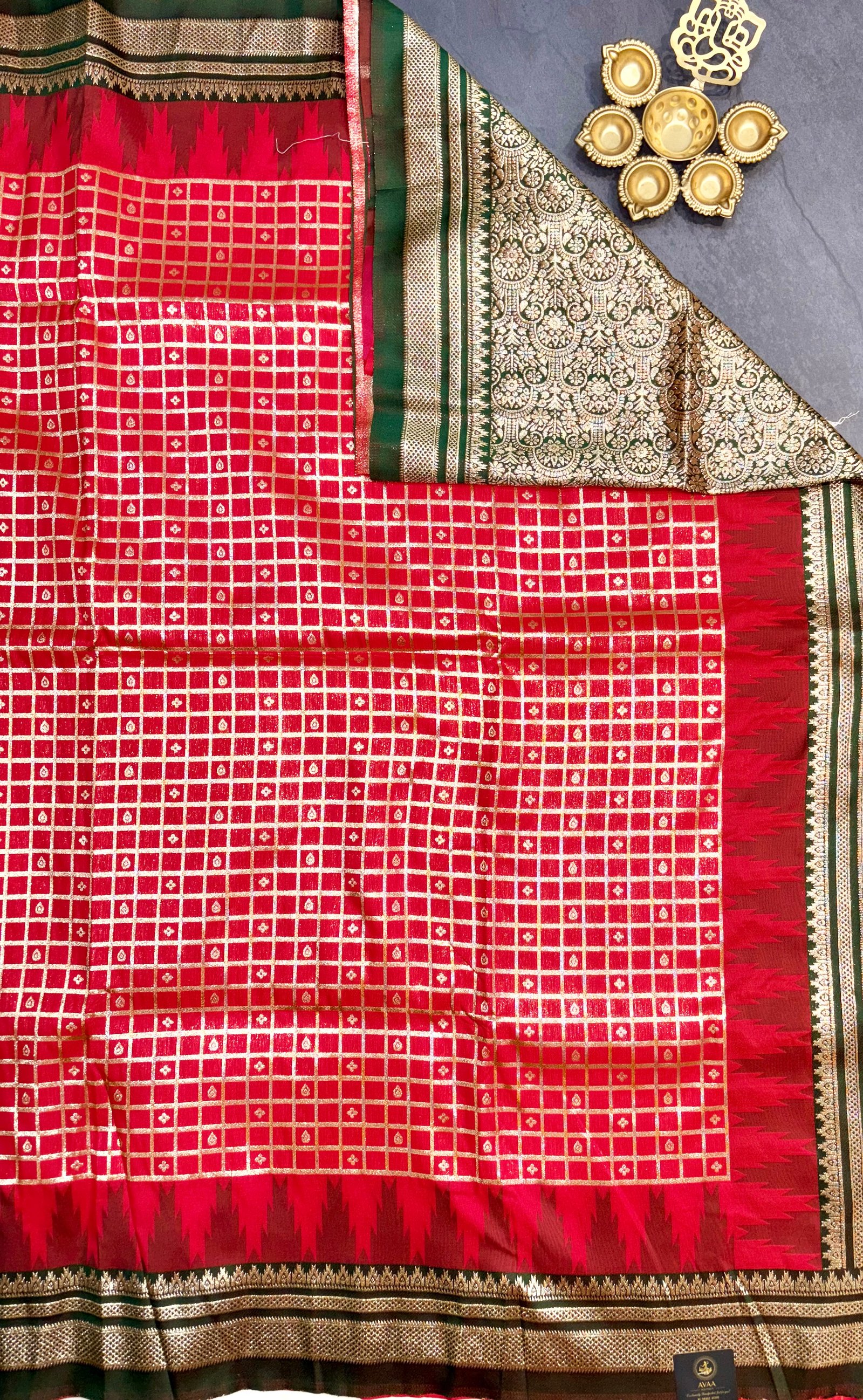 Bridal Semi Gadwal Sarees image 4