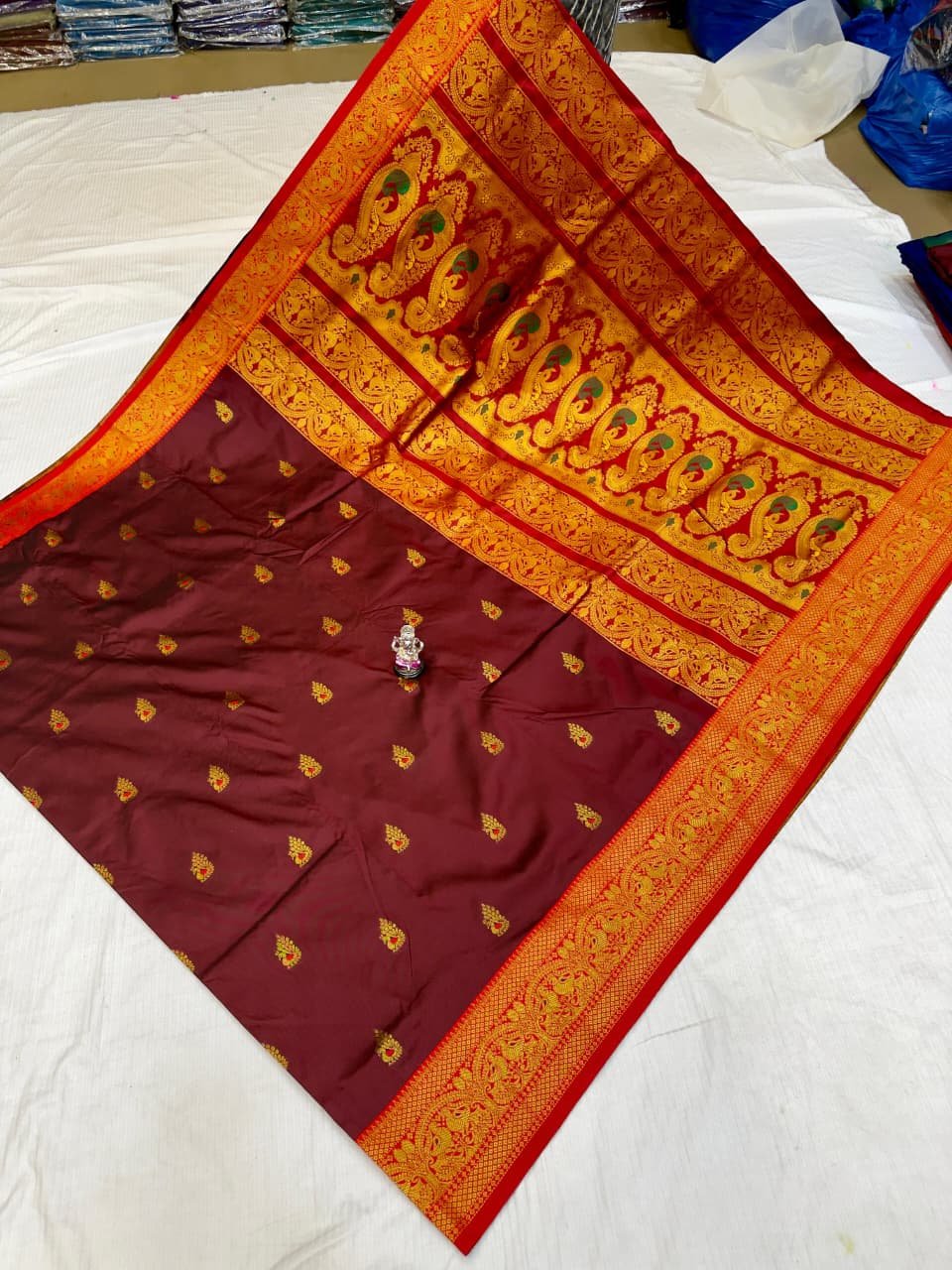 Dagina Peshwai Paithani image 14