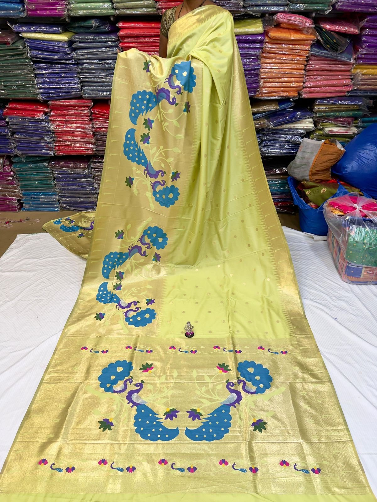 Half Allover Paithani image 11