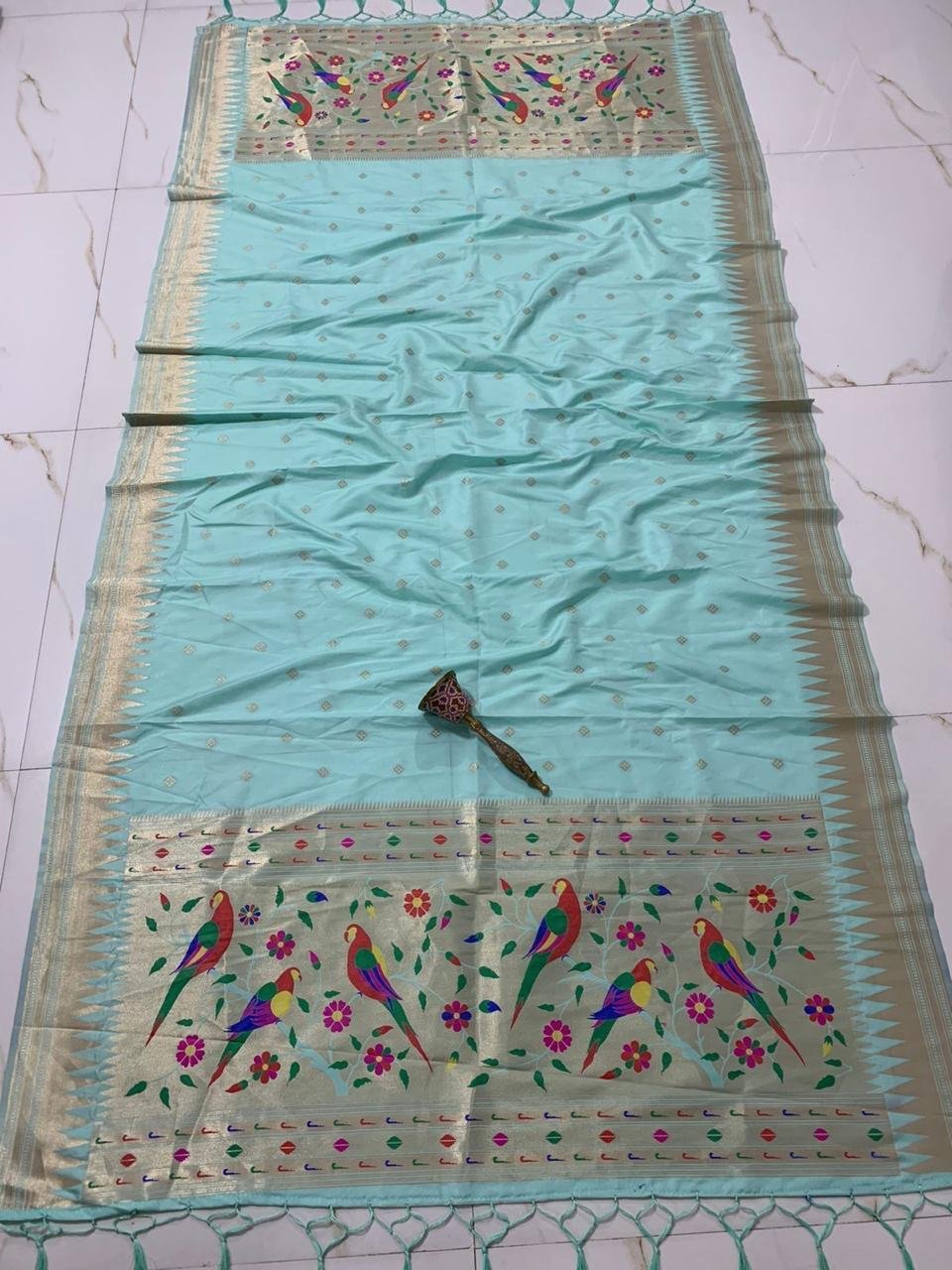 Temple Border Brocade Butti Dupatta image 5