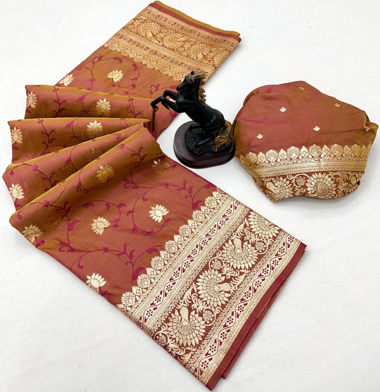 Banarasi Silk Saree image 8