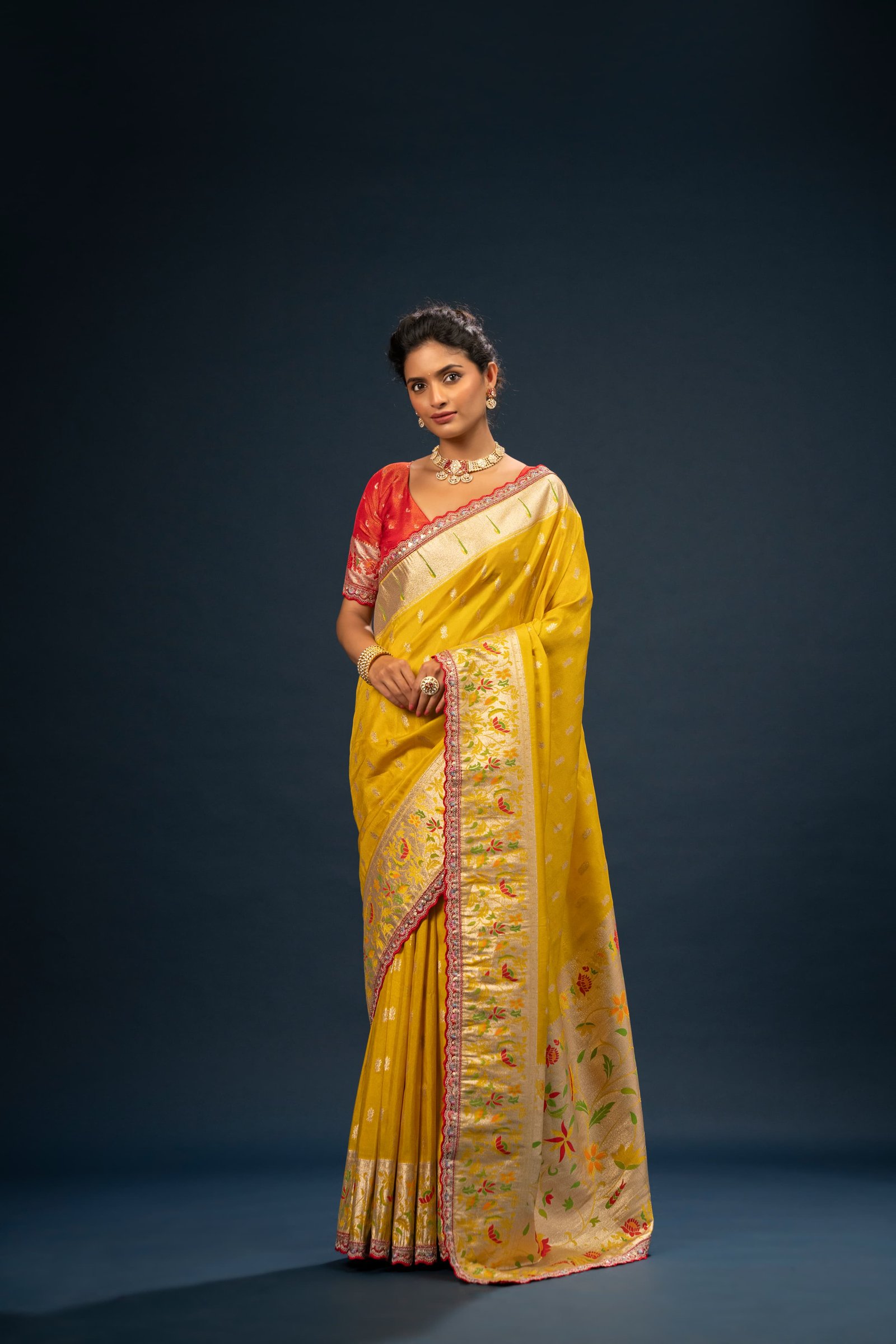 Pure Tissue Silk Zari Saree image 4