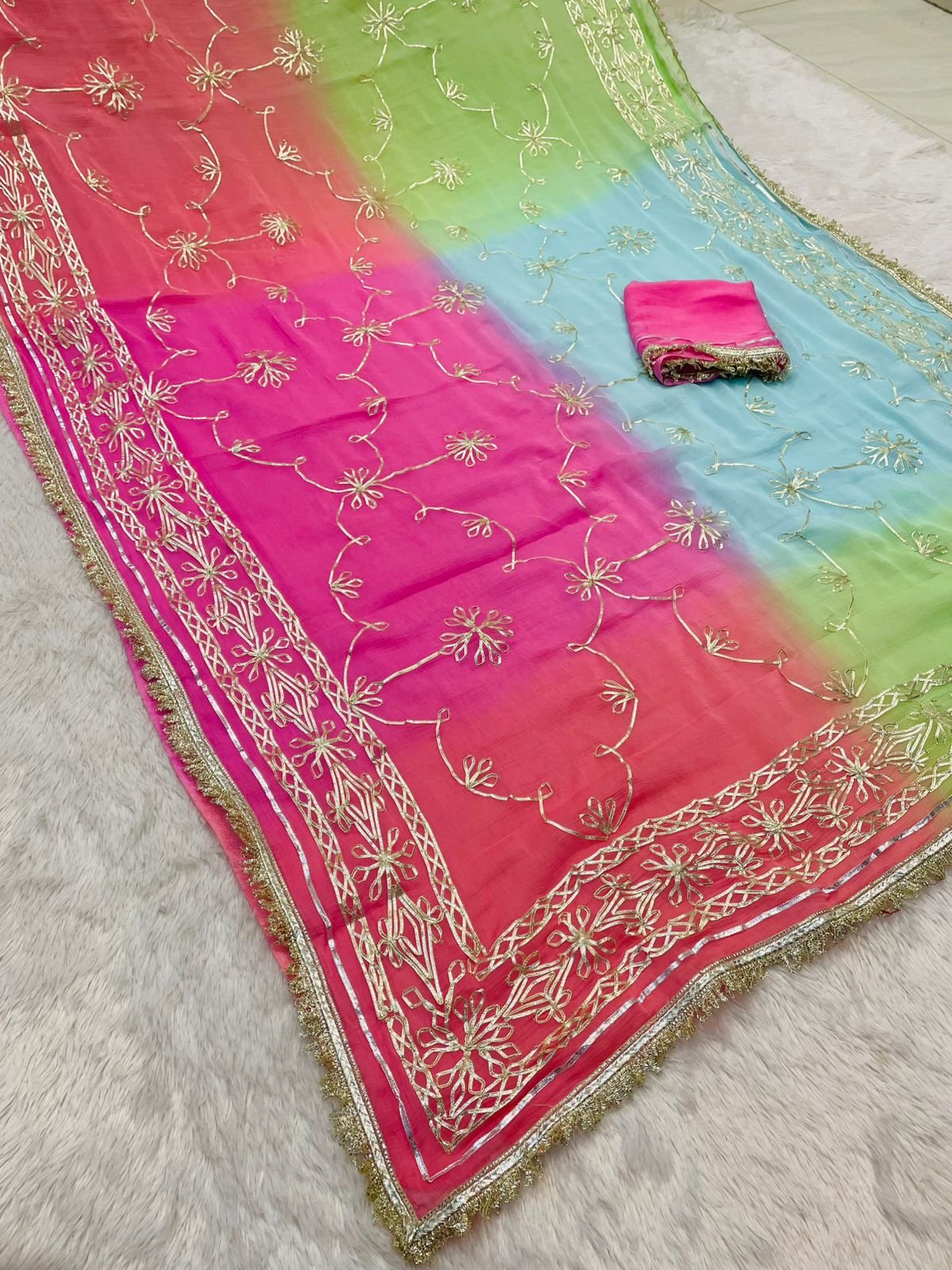 Half Pure Chiffon Saree image 7