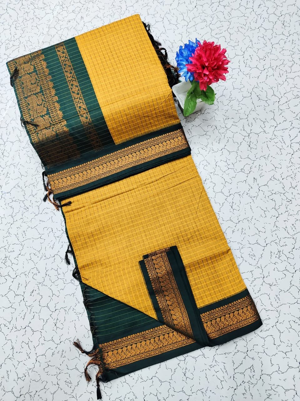 Kalyani Cotton Checks Saree image 27