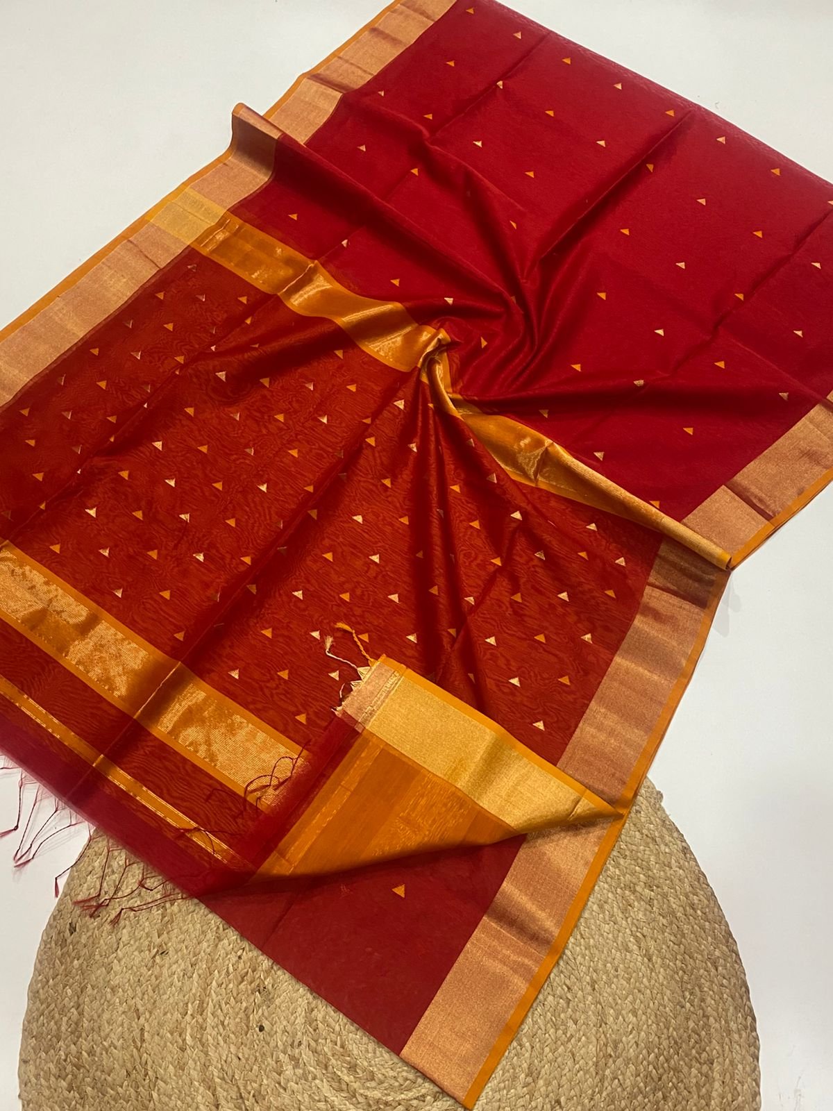 Maheshwari Triangle Butti image 23