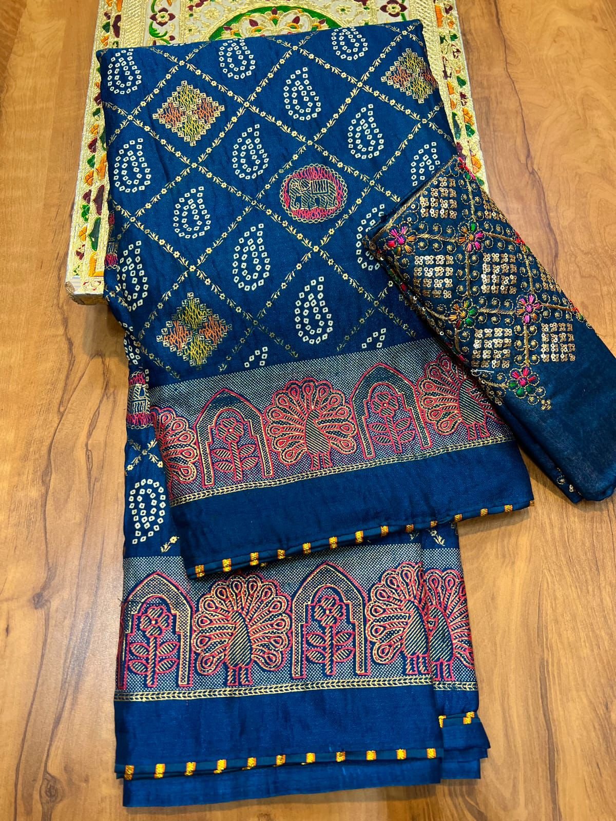 Dola Silk Bandhani Print Saree image 5