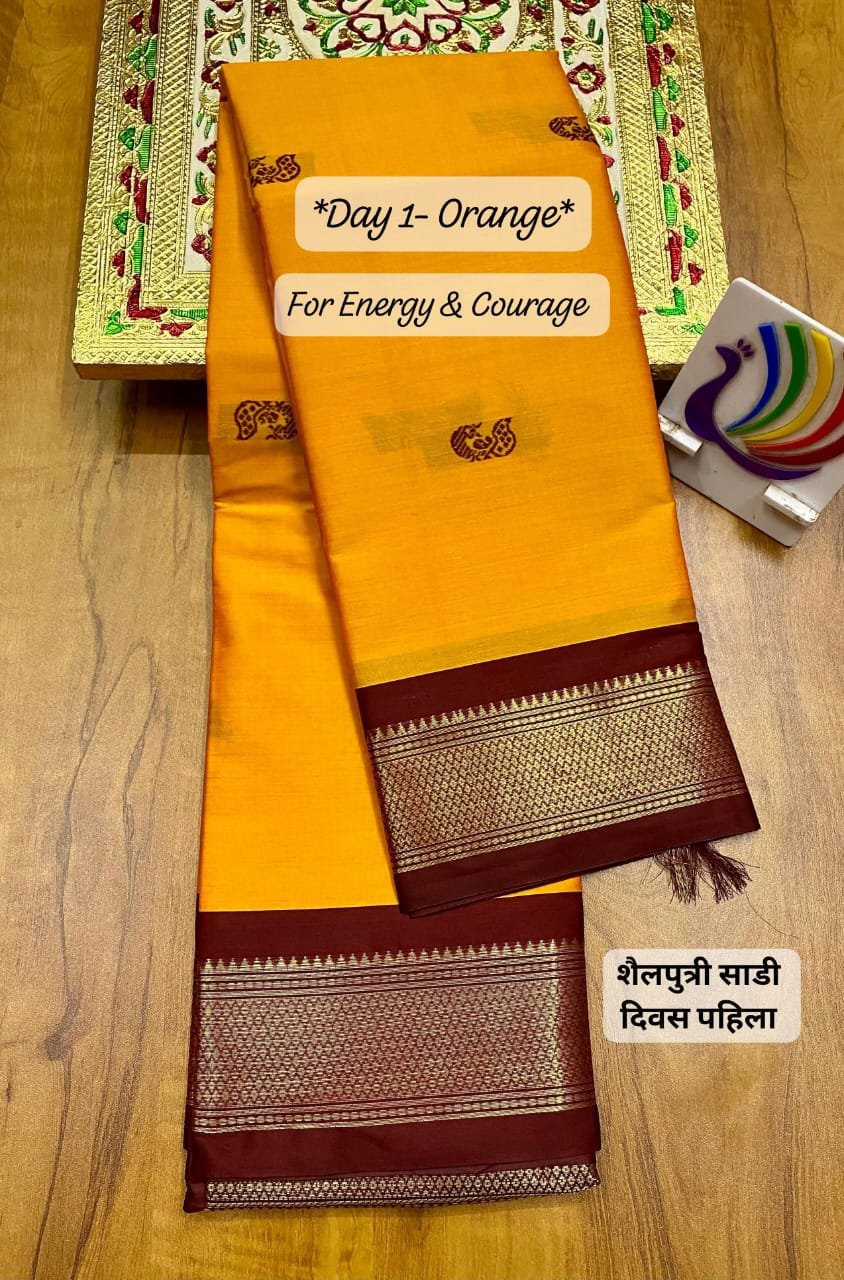 Traditional Kadiyal Paithani image 3