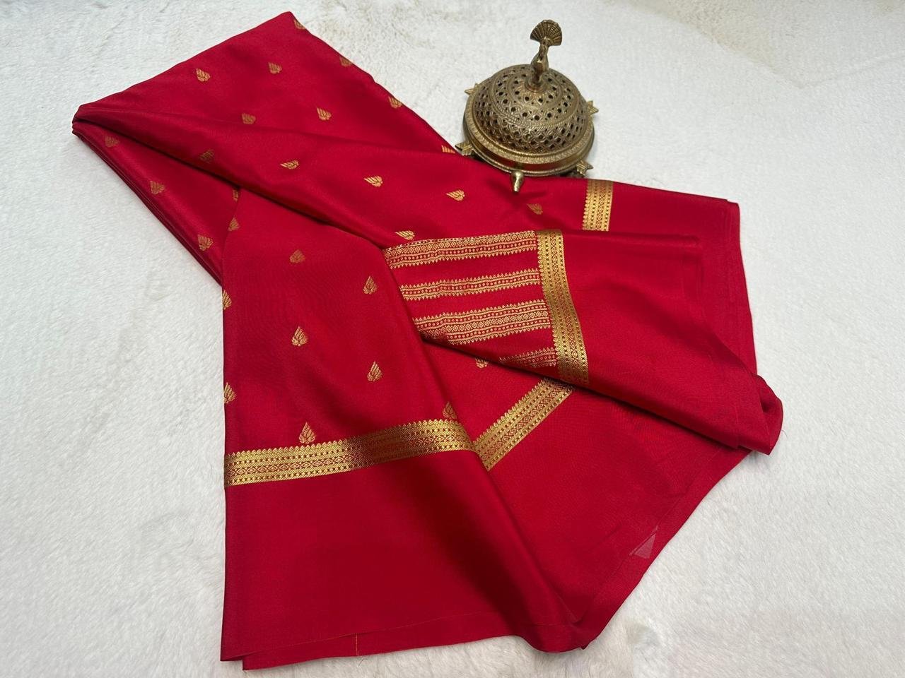 2 Semi Mysore Crape Silk Sarees image 7