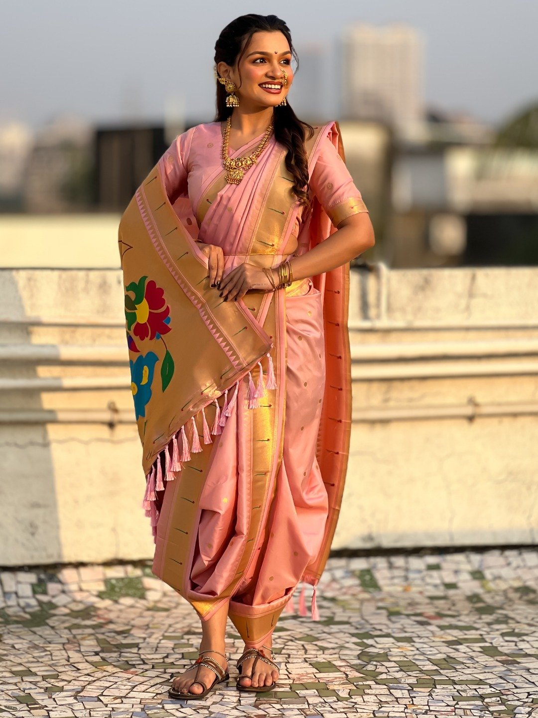 9 Vaar Muniya Paithani image 3