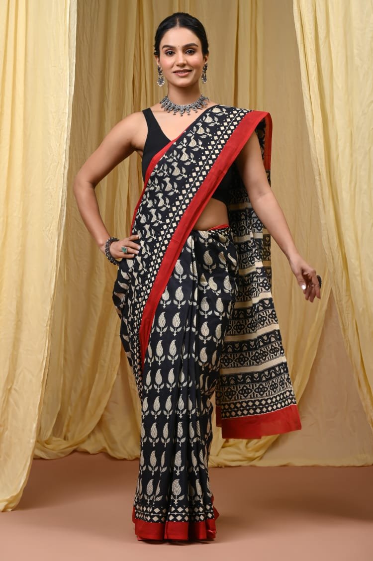 Hand Block Printed Cotton Mul Sarees Black and White image 2