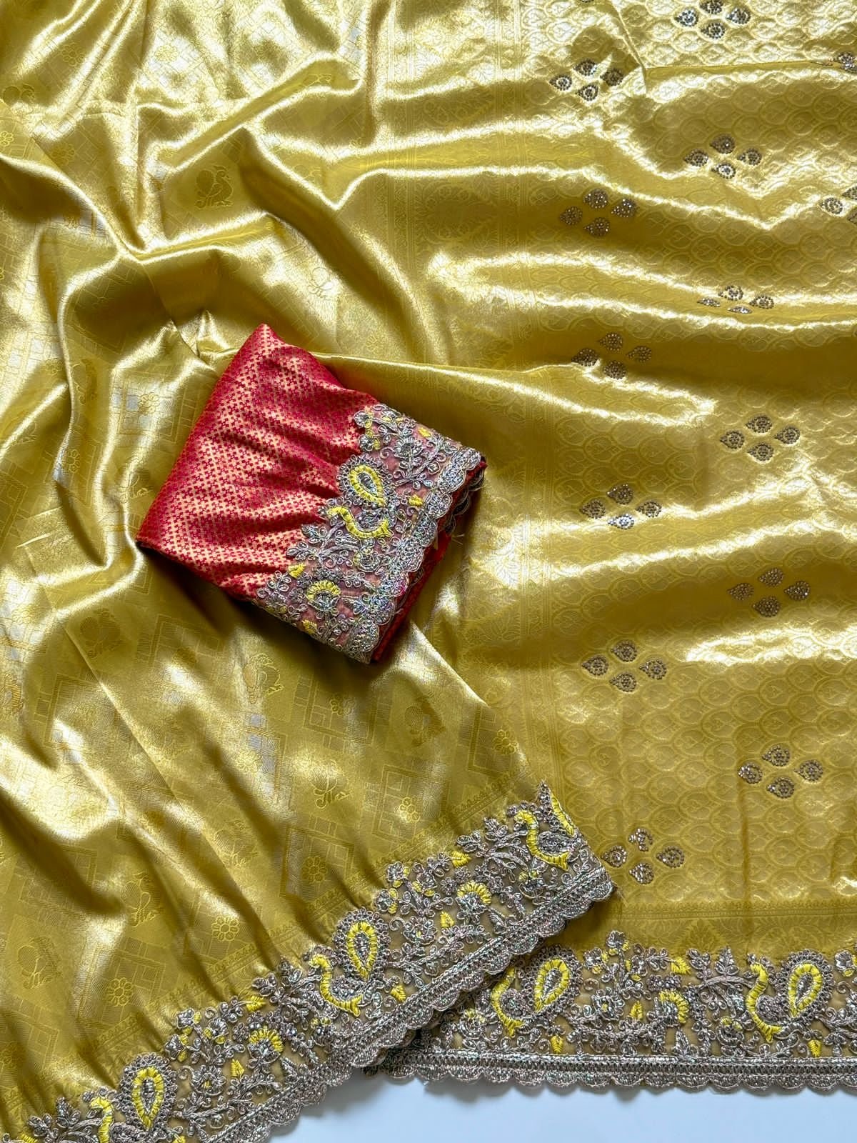 Soft Silk Saree With Self Jaquard Weaving image 7