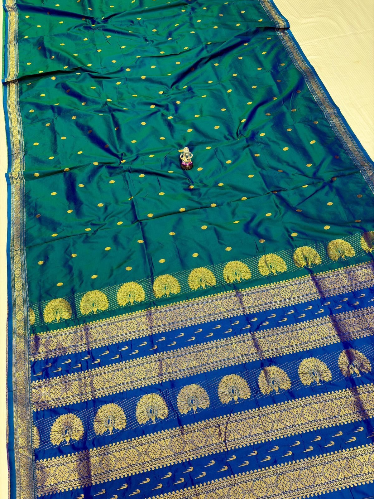 Jija Mata Paithani image 5