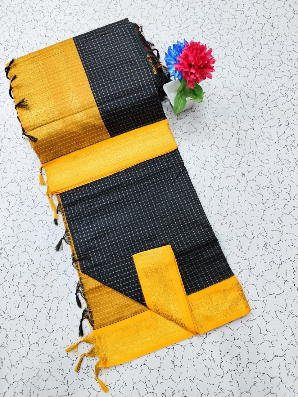 Kalyani Cotton Checks Saree image 2