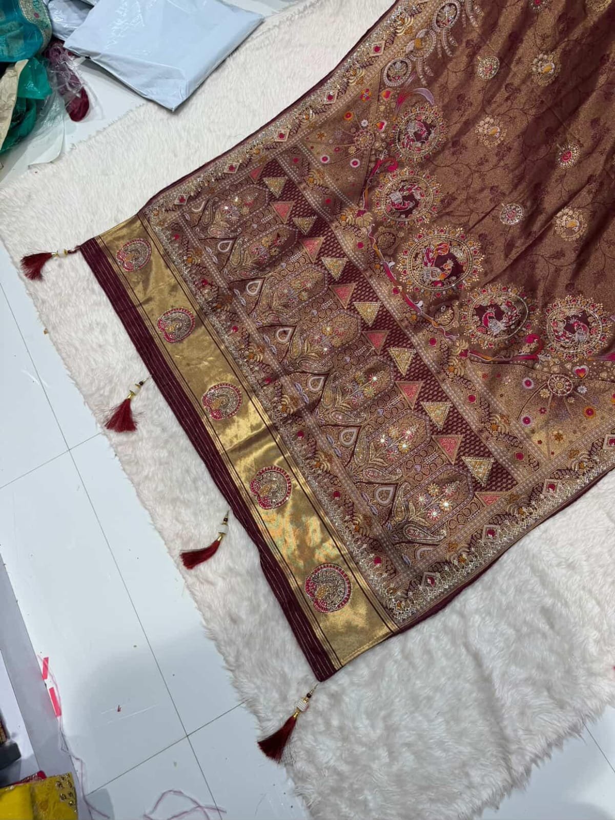 Fancy Tanchoi Silk Jarkan Work image 5