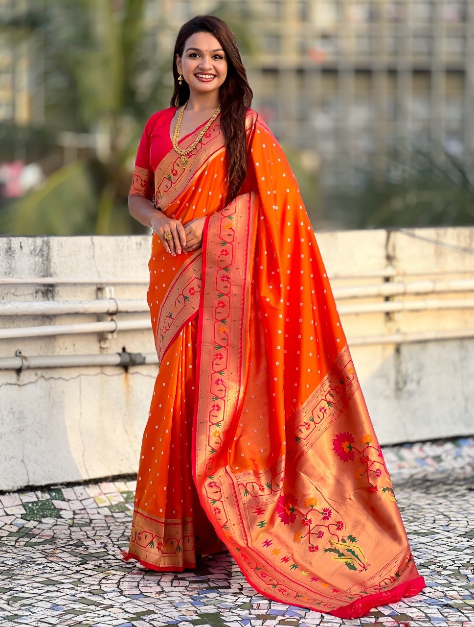 Bandhej Paithani image 8