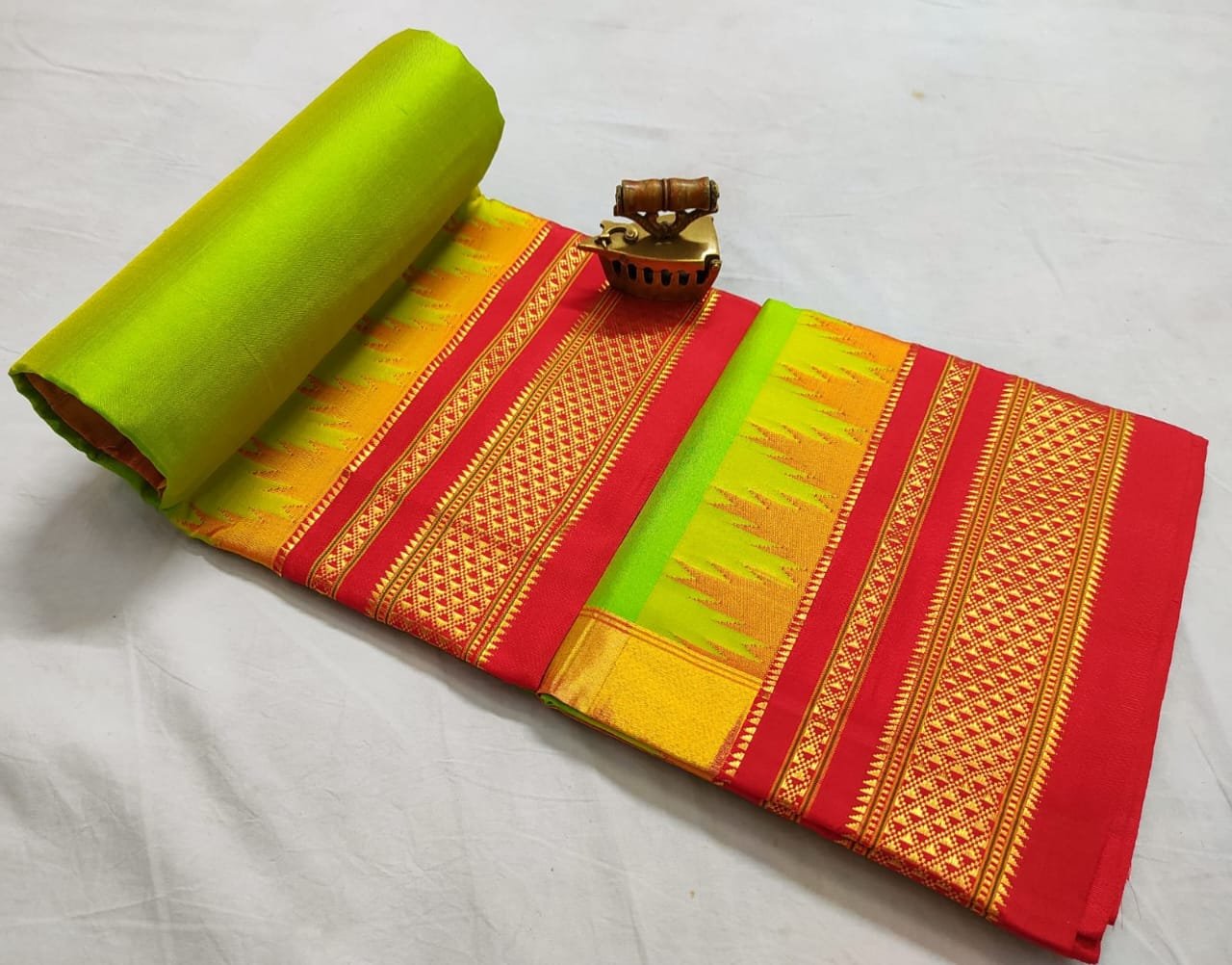 Temple Irkal Paithani Pure Silk Saree image 13