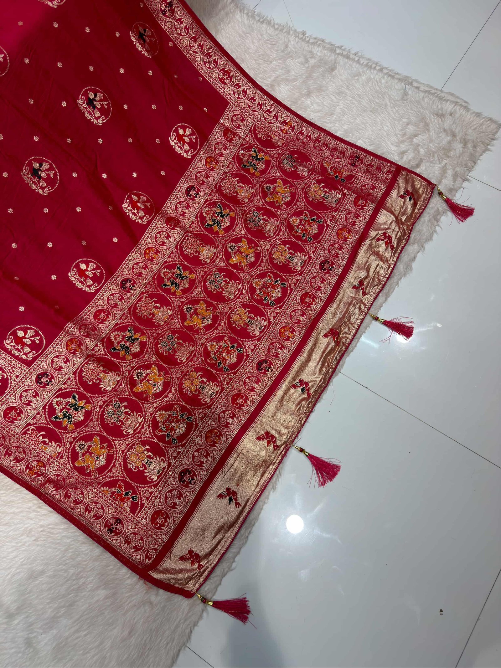 Dola Silk With Meenakari And Siroski Work image 3