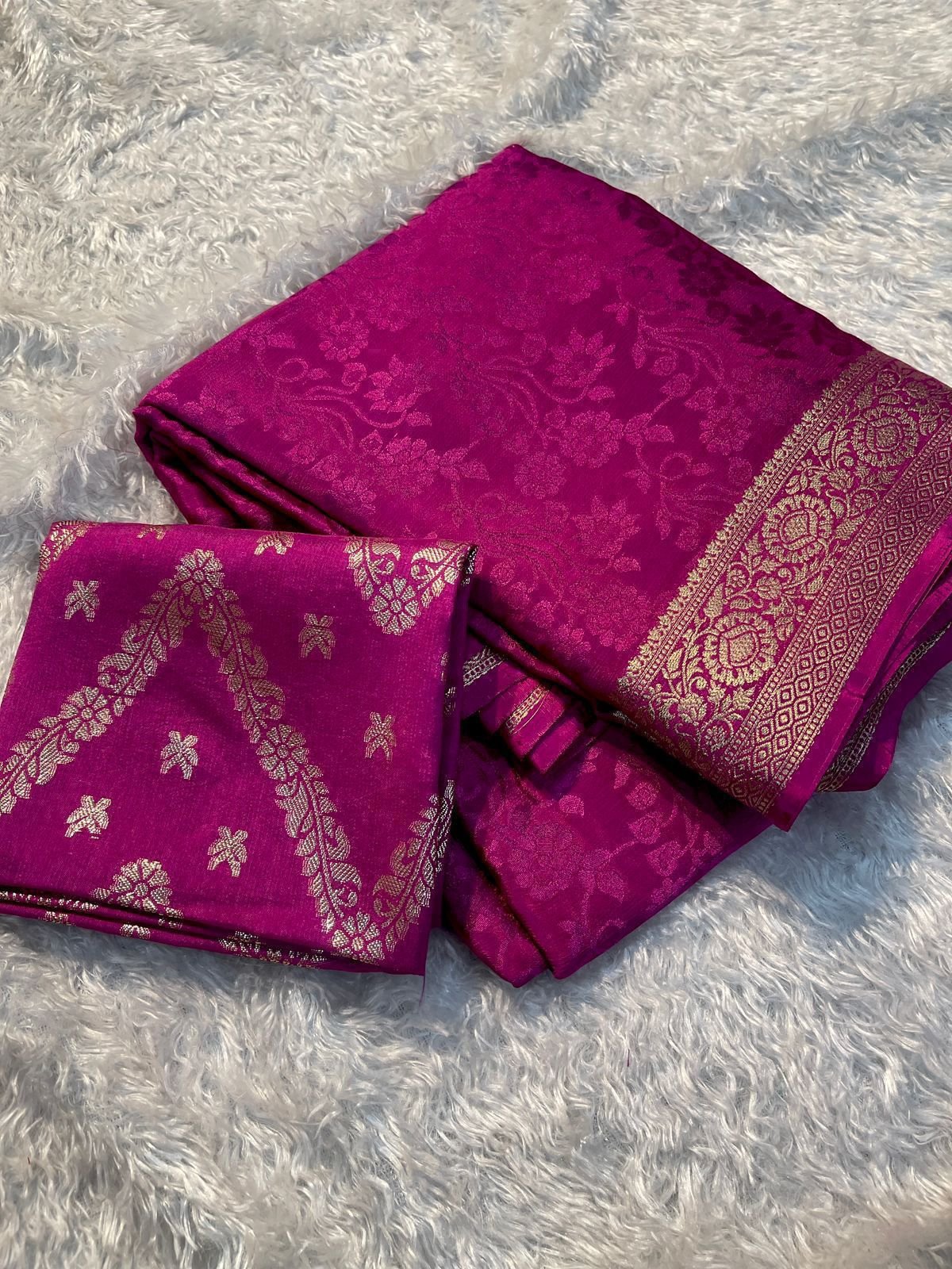 Viscose chinon weaving saree image 4