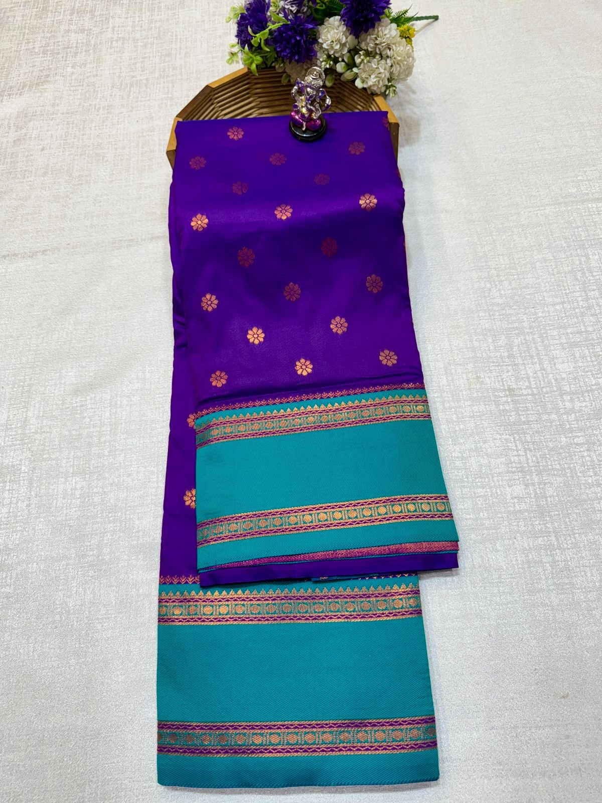 MANSI KADIYAL PAITHANI image 37