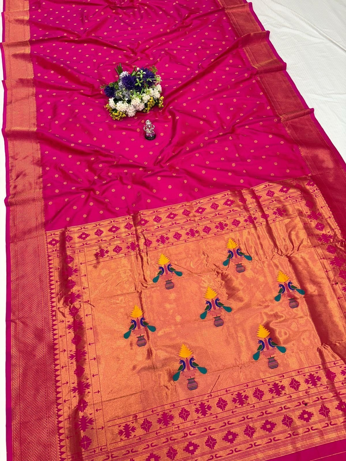 Yeola Kalanjali Double Pallu Paithani image 20