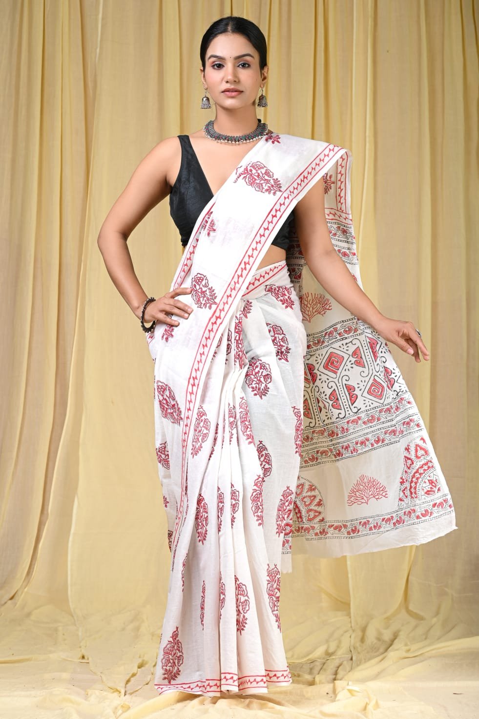Hand block printed cotton mul Sarees Pastel image 7