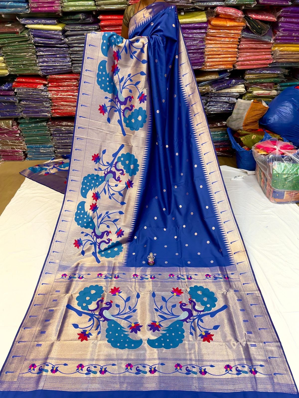 Half Allover Paithani image 18