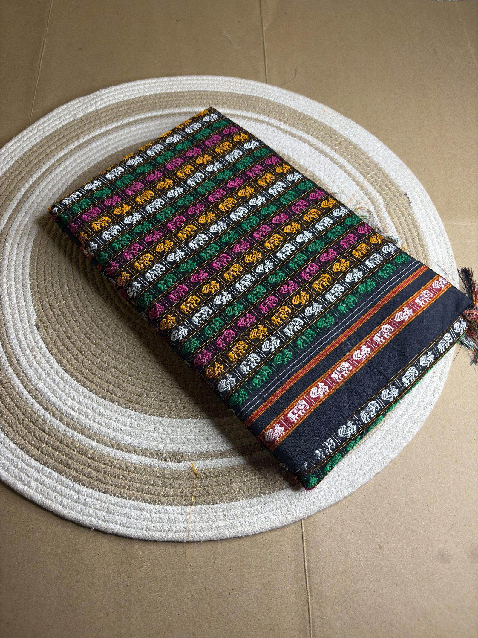 Khun Saree with tassel image 5