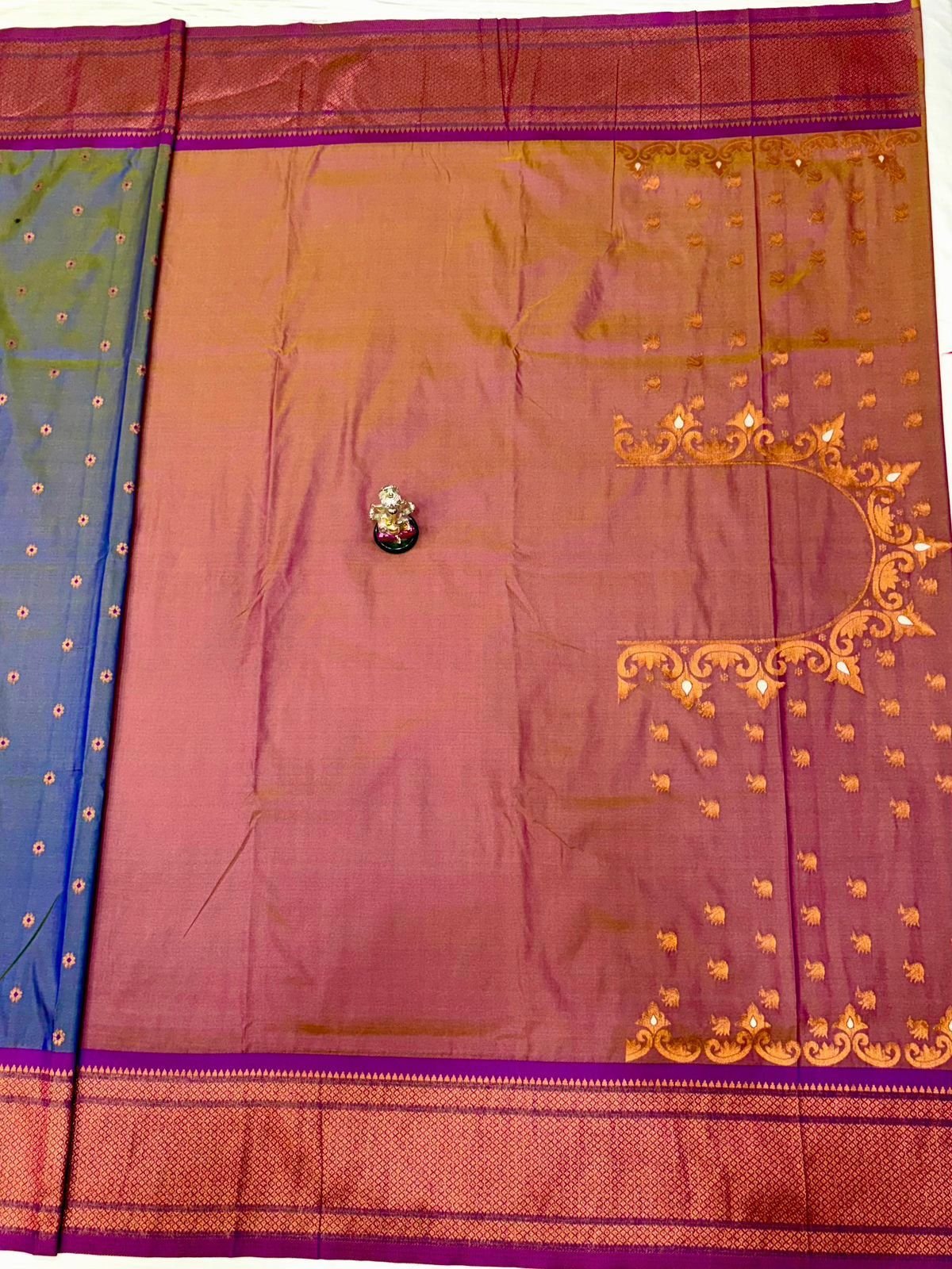 Beautiful Swan Pallu Paithani image 9