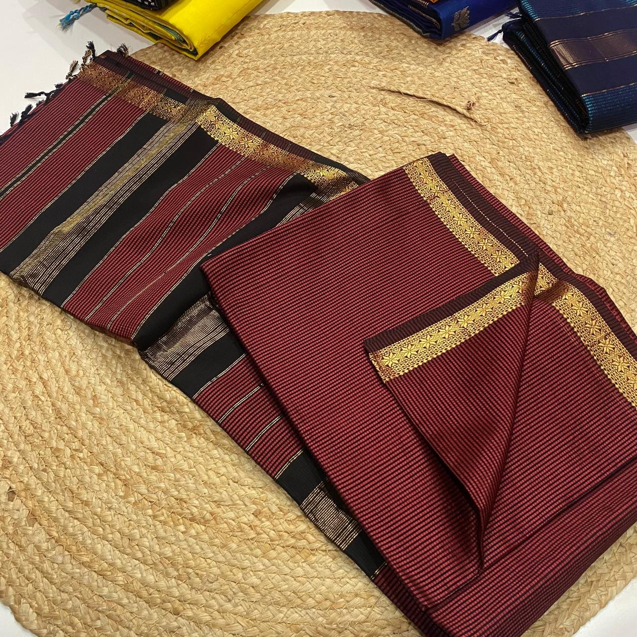 Traditional Maheshwari Handloom Garbh Reshami Saree image 4