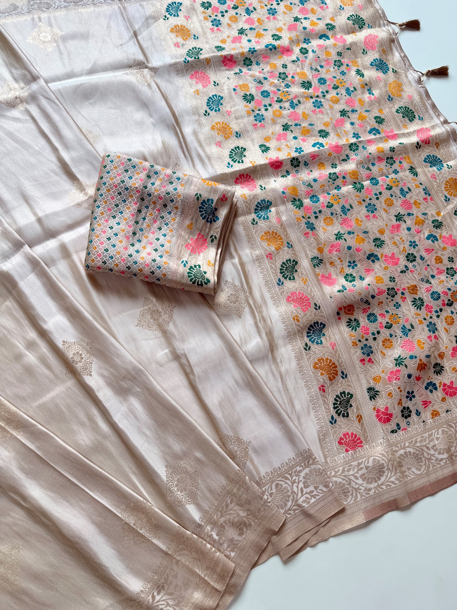 Mashru Silk Viscose Saree image 14
