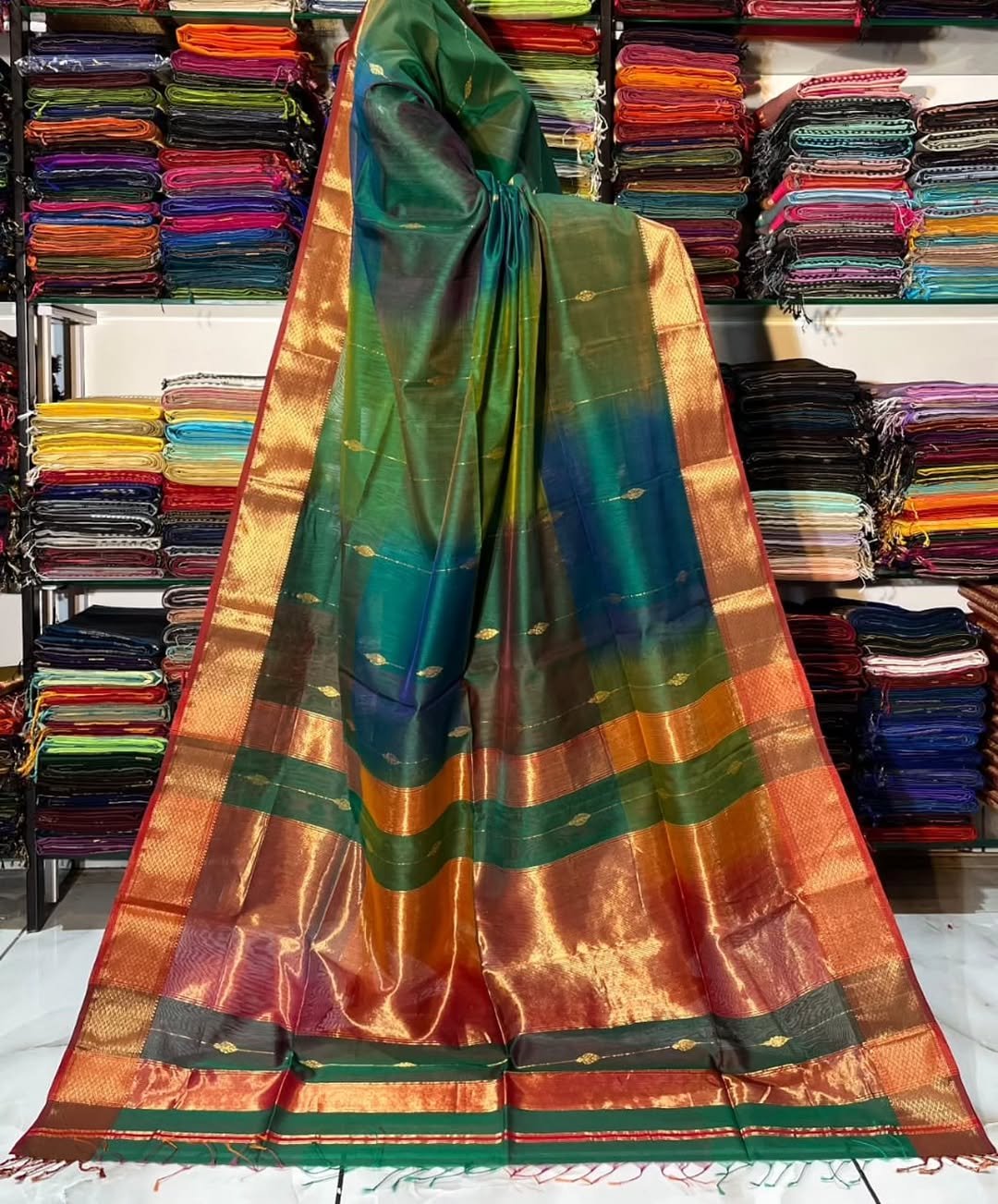 Pure Maheshwari Handloom Multi Shaded Saree image 5