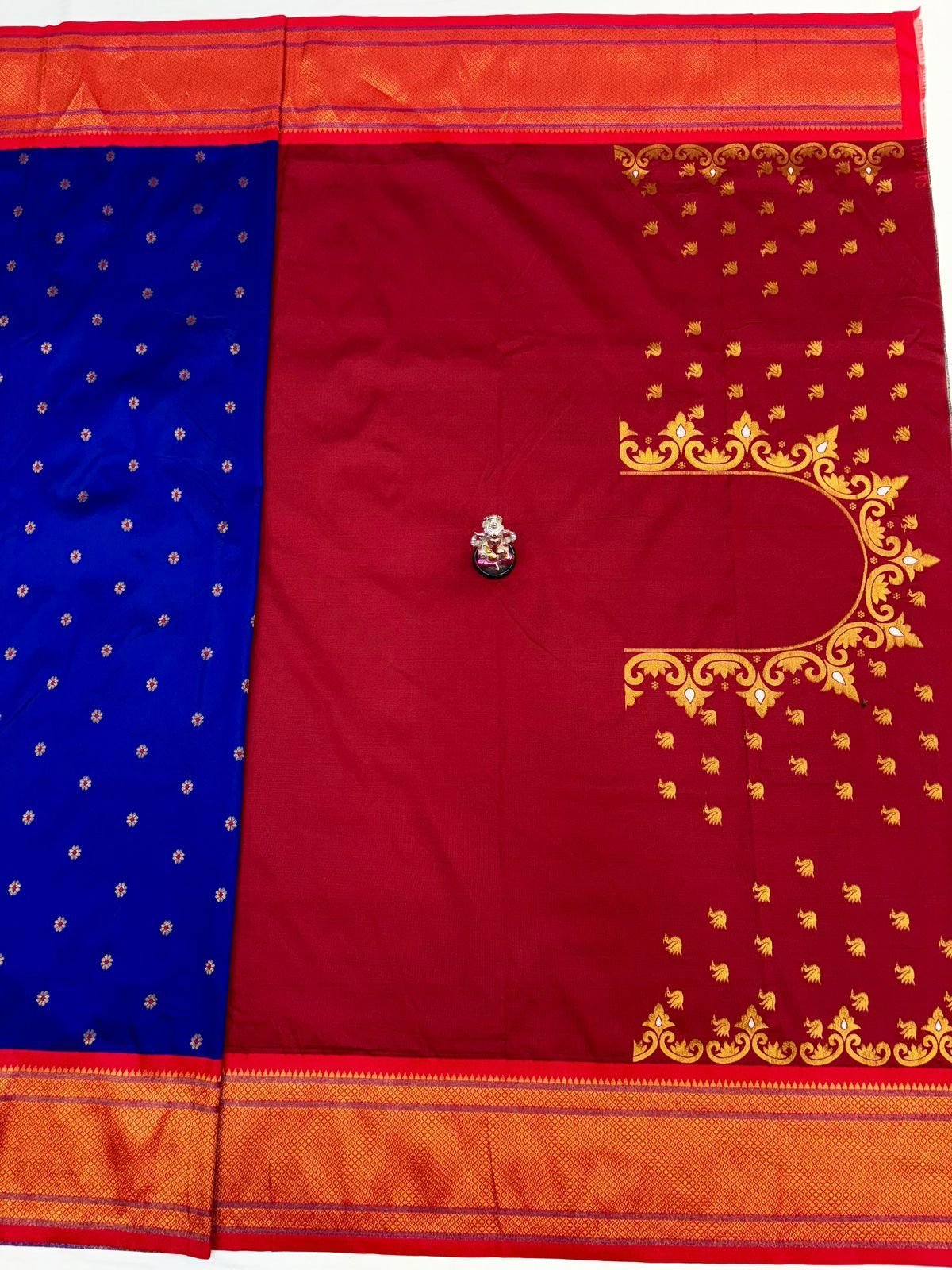 Beautiful Swan Pallu Paithani image 24