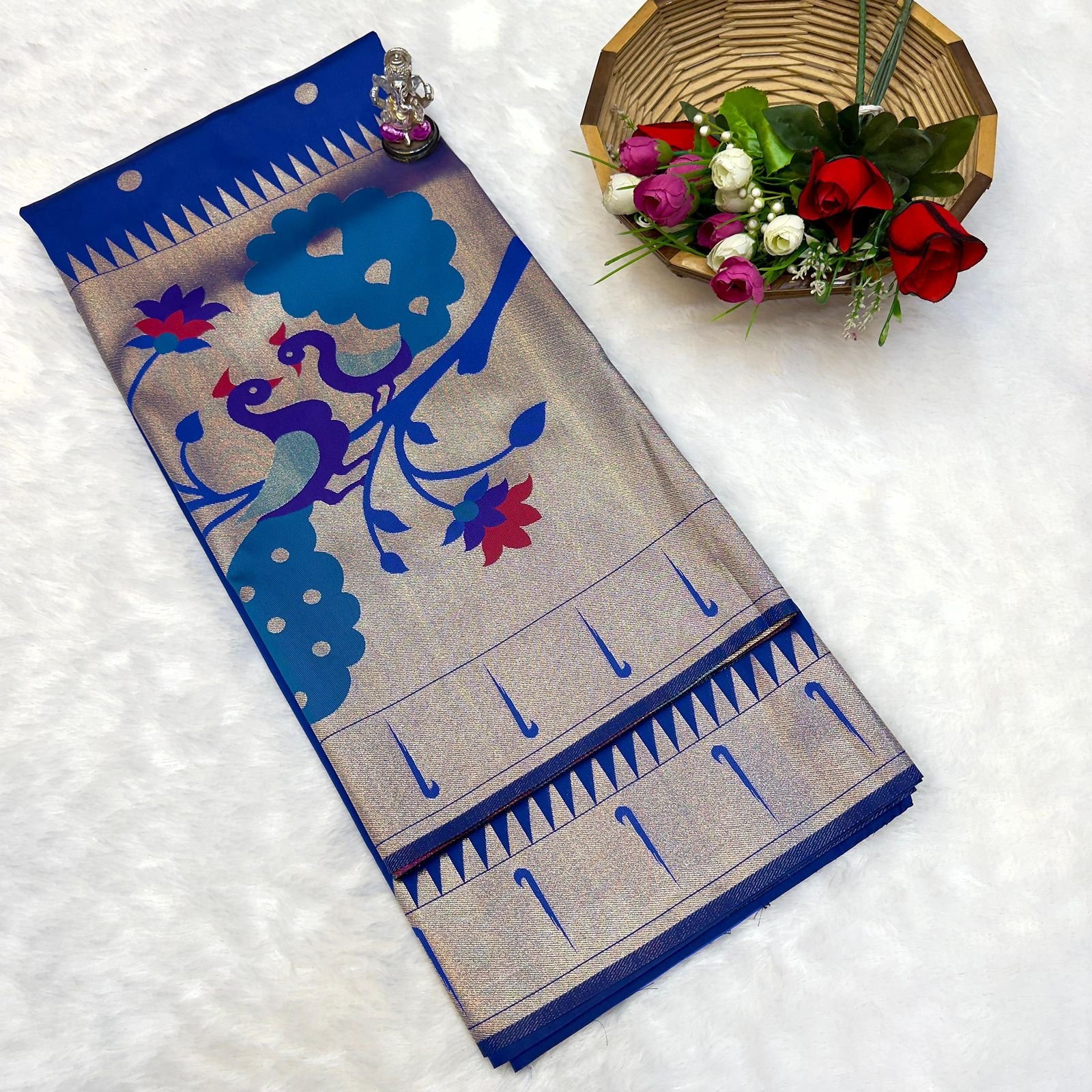 Half Allover Paithani image 19