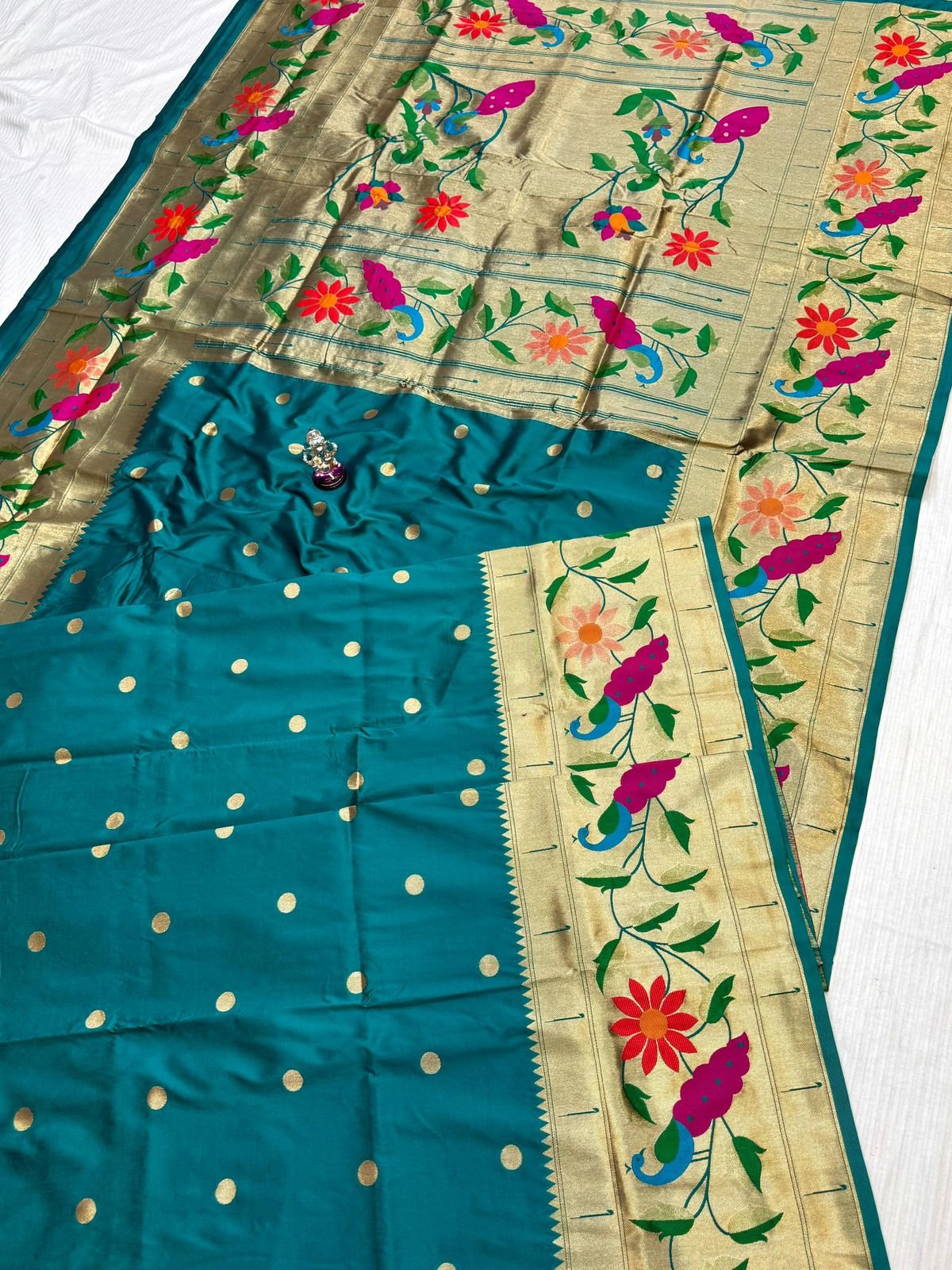 Radha Rani Brocade Paithani image 3