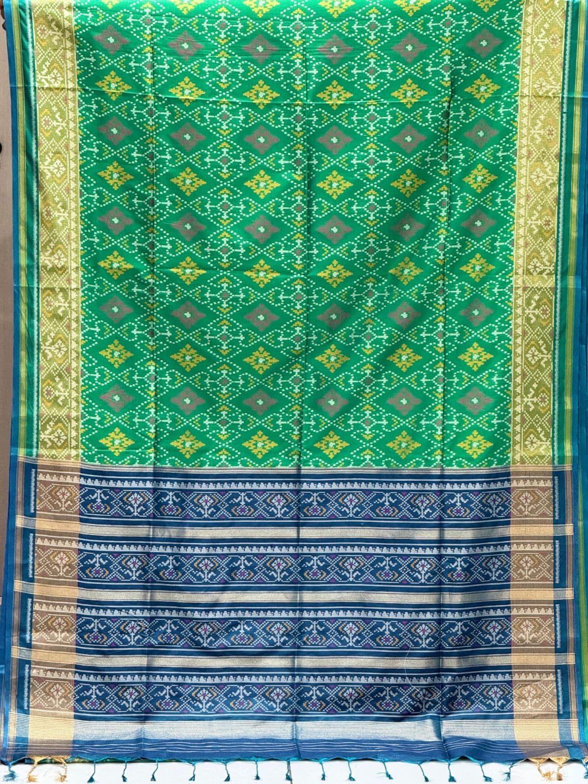 Banarasi Soft Weaving Base Patola image 3