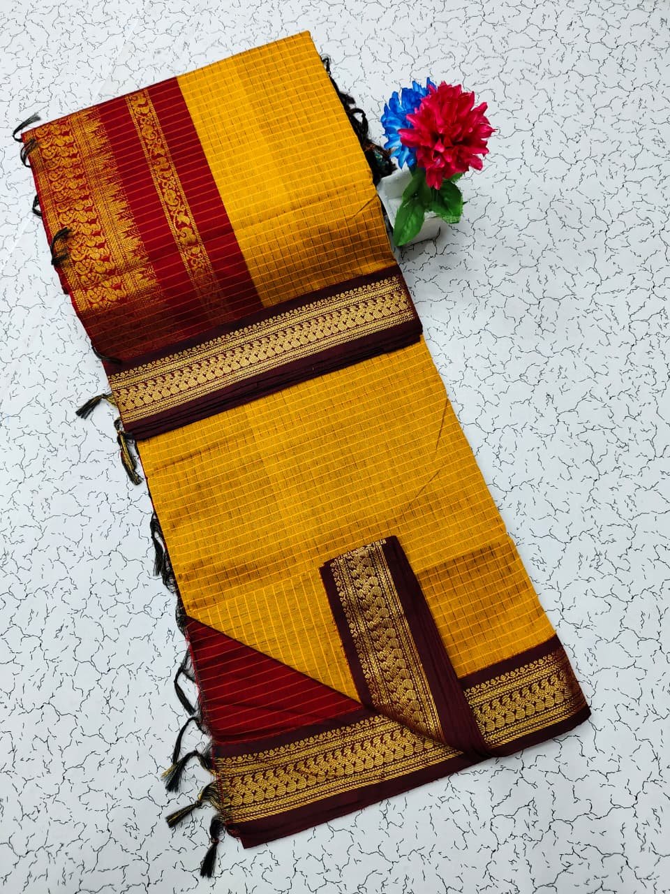 Kalyani Cotton Checks Saree image 28