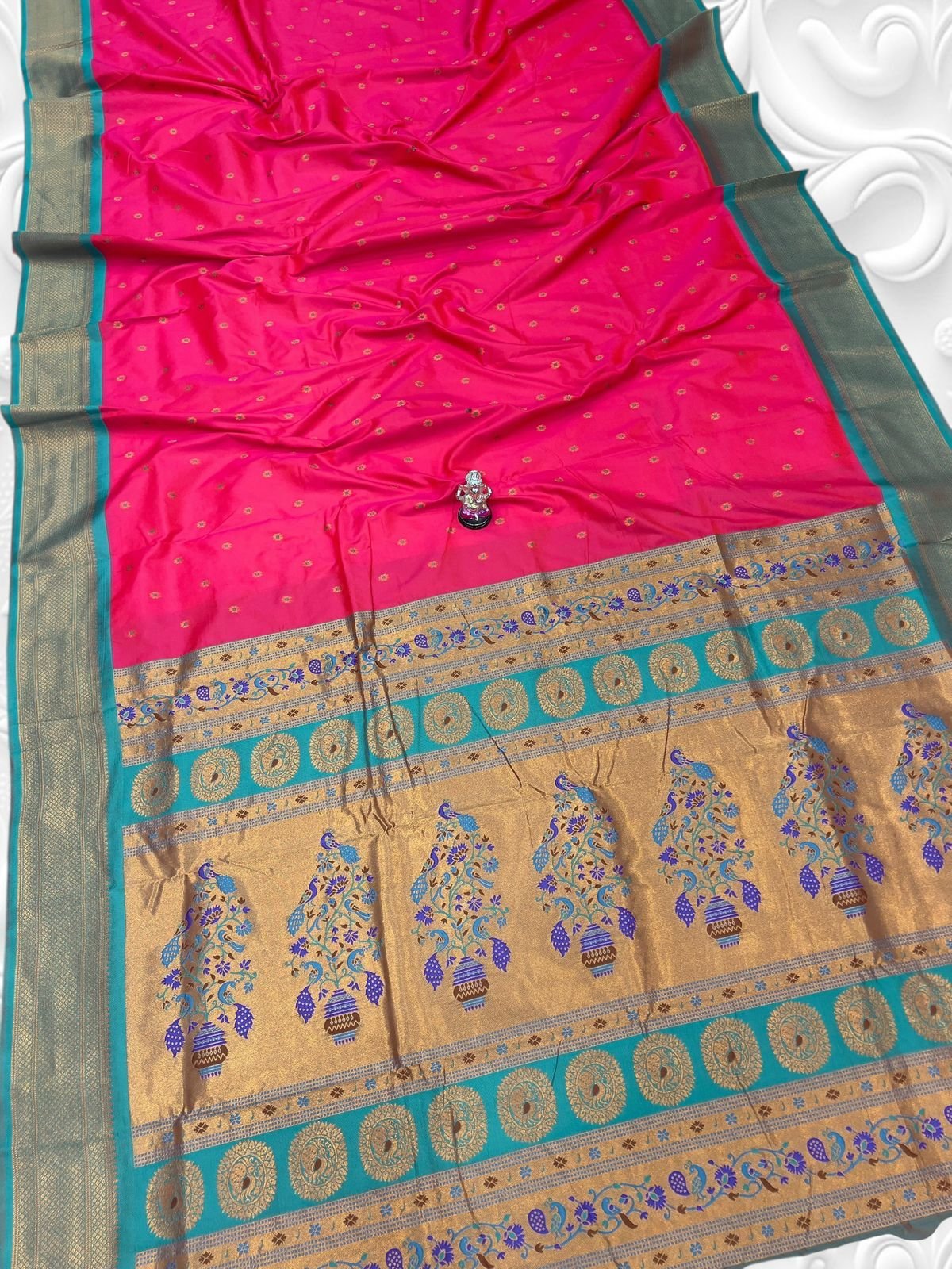 Navya Kadiyal Paithani image 13