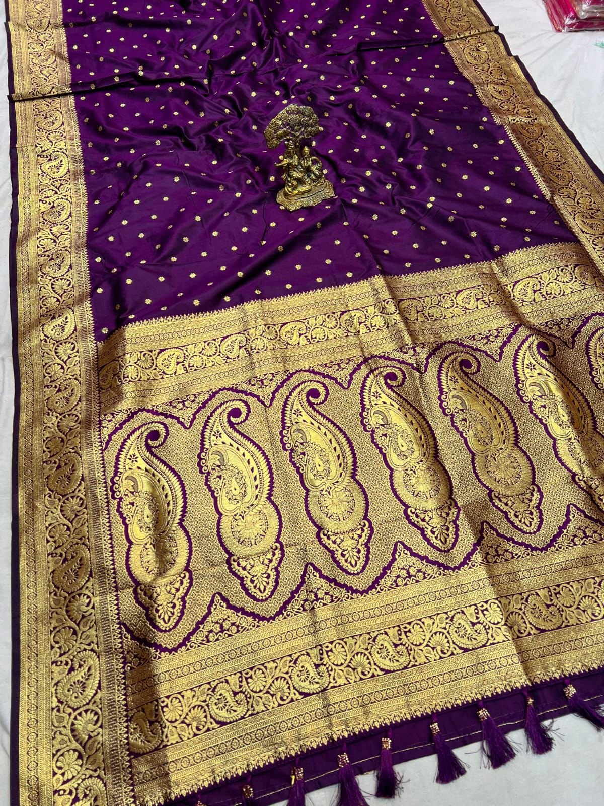 Kanjivaram Paithani image 4