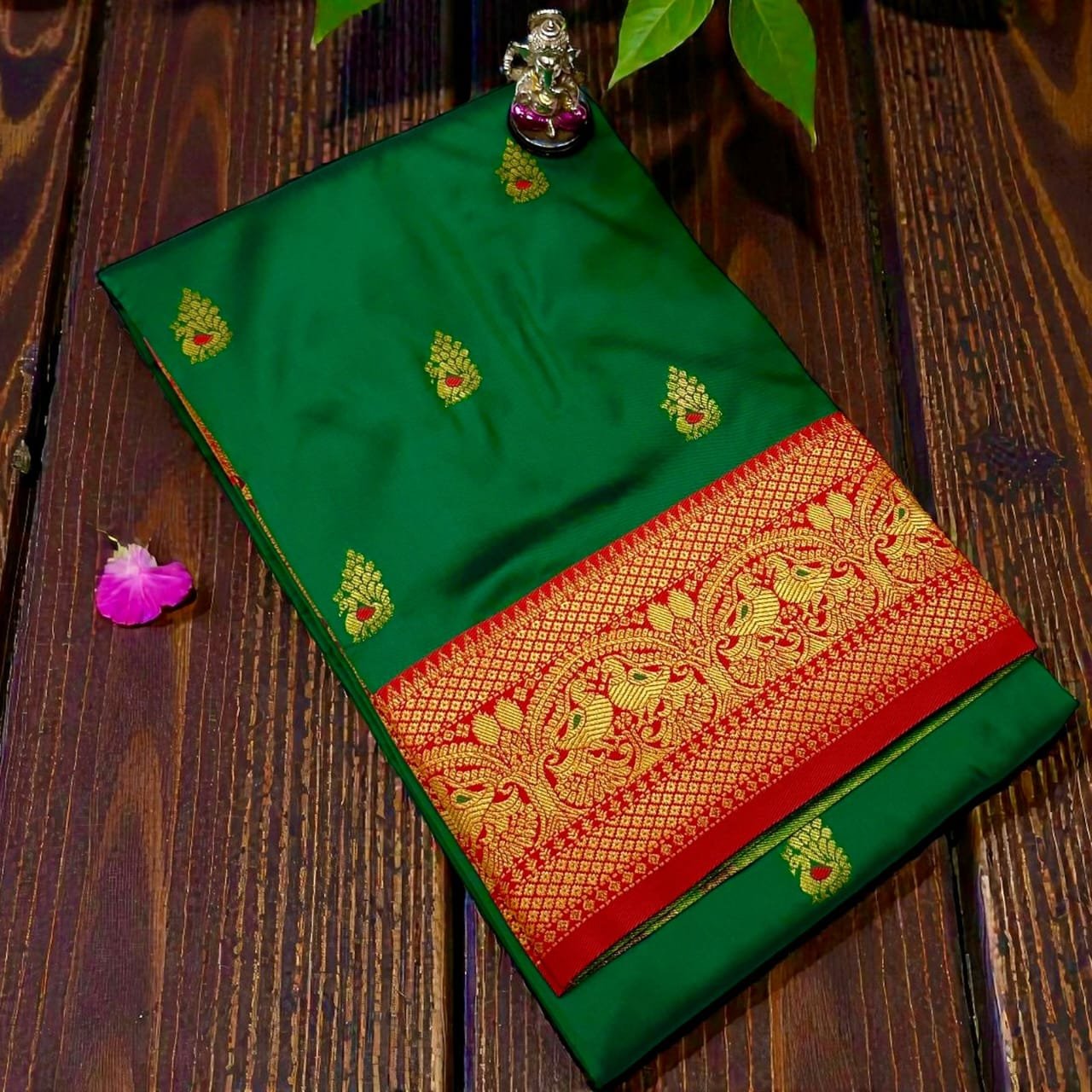 Dagina Peshwai Paithani image 7