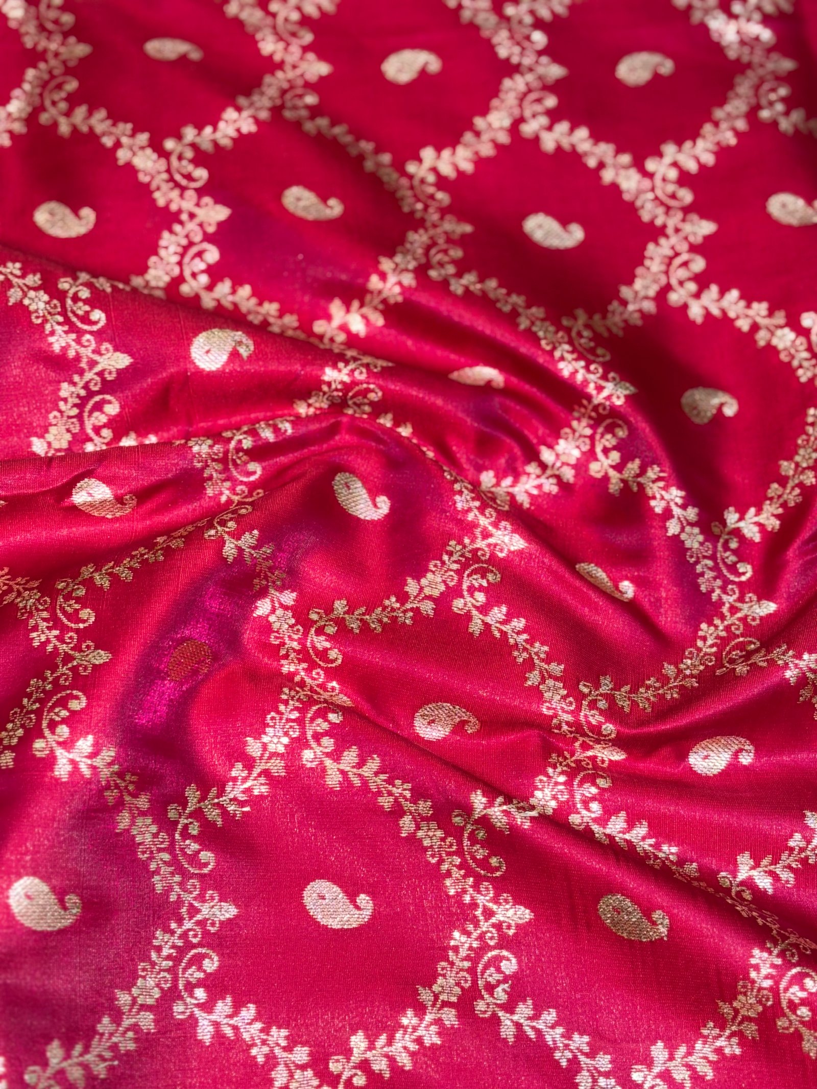 Bridal Banarasi Sarees image 9