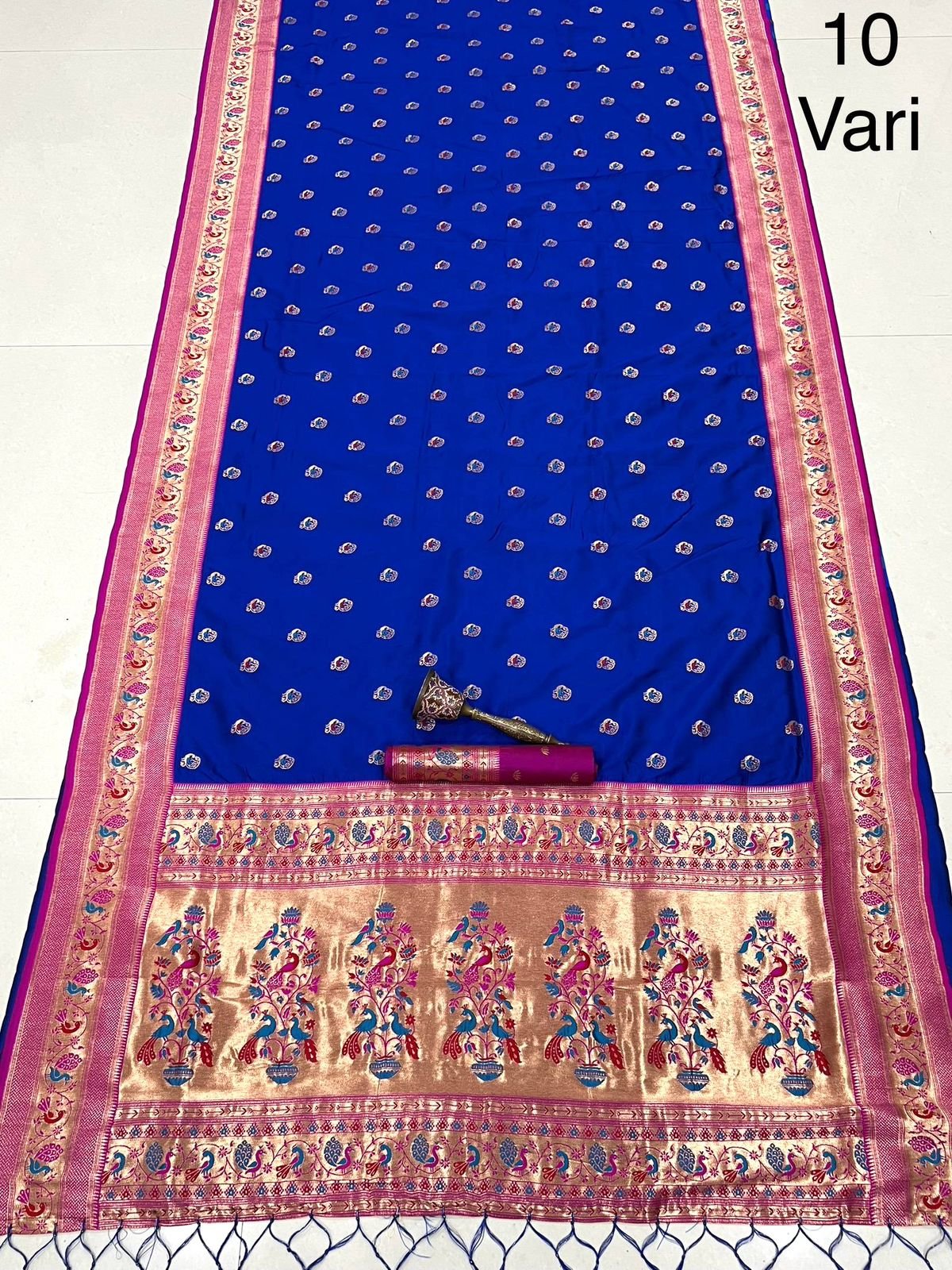 10 yards Peacock Design Paithani image 6