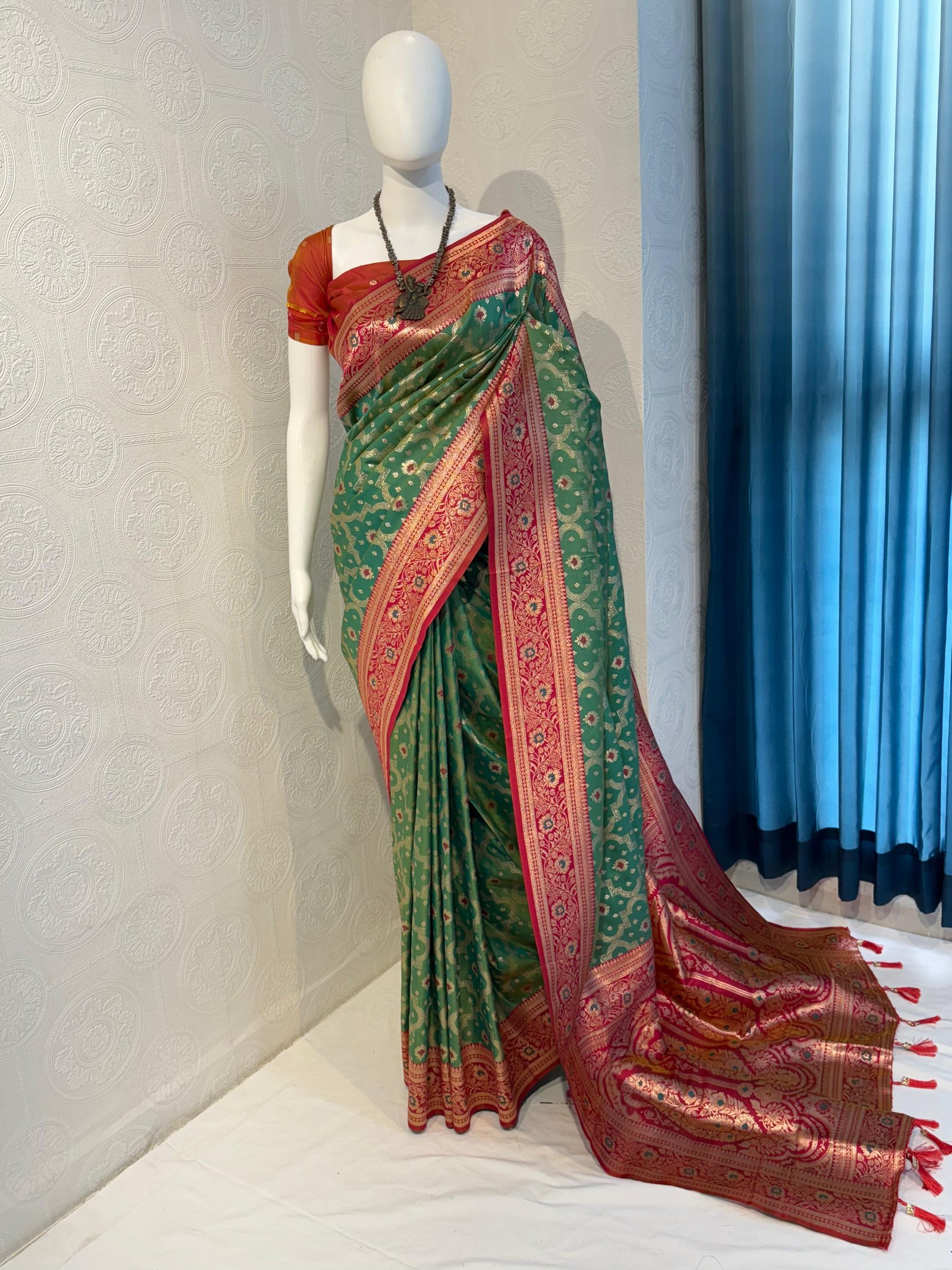 SOFT BANARASI SILK SAREE image 6