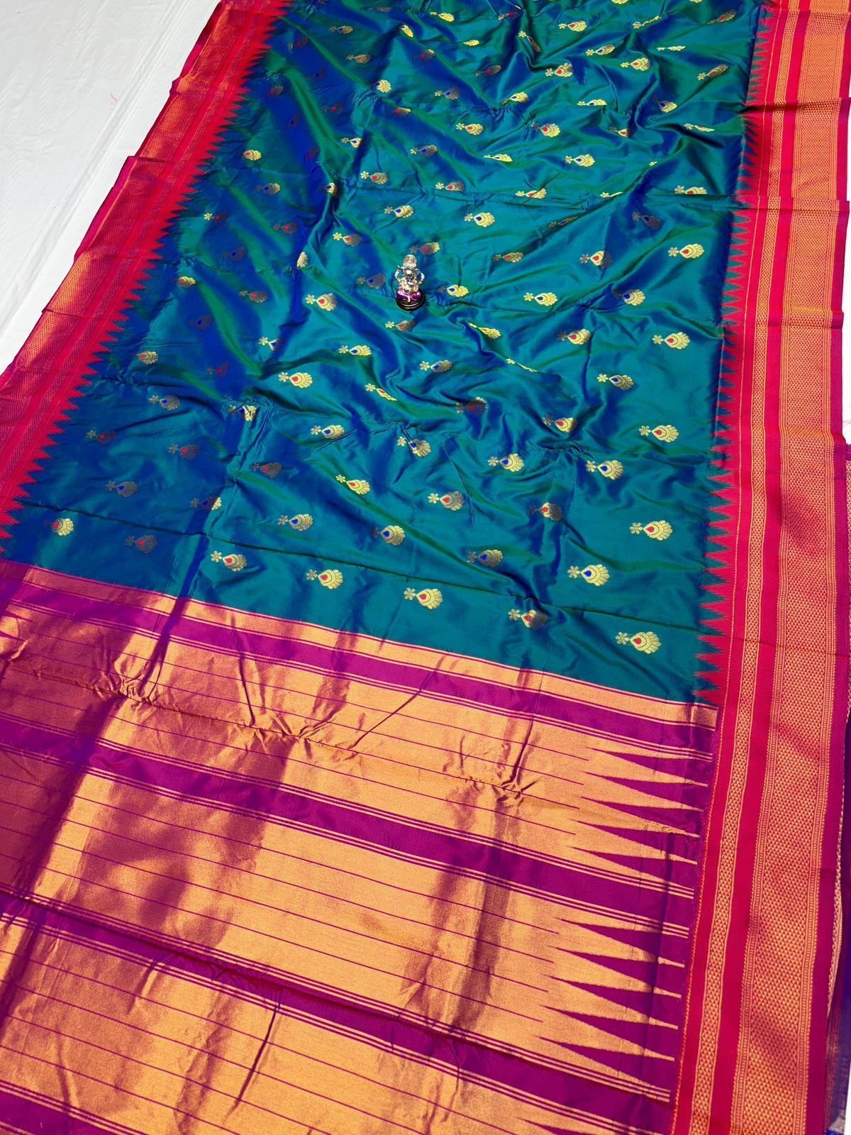 Nandini Zhumka Irkal Paithani image 6